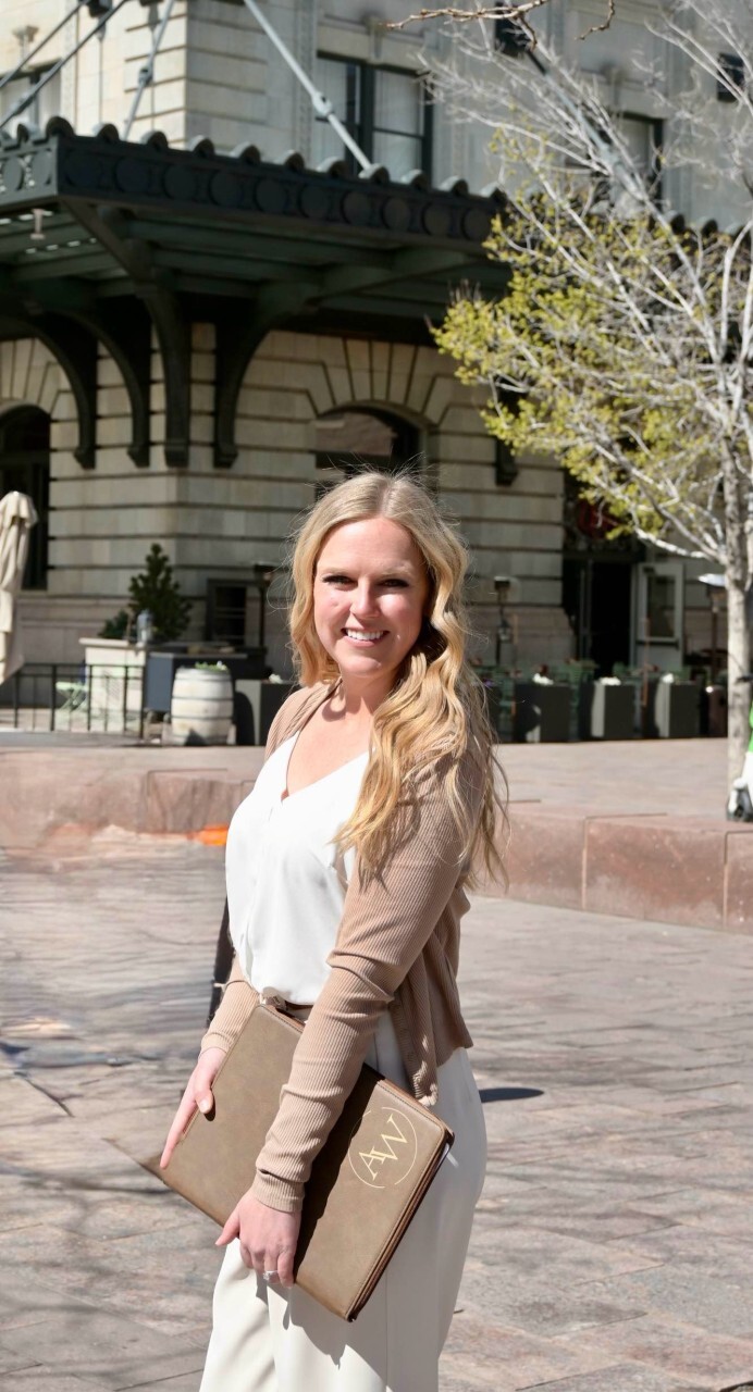 Amanda Weaver, commercial real estate senior advisor at Pinnacle Real Estate Advisors